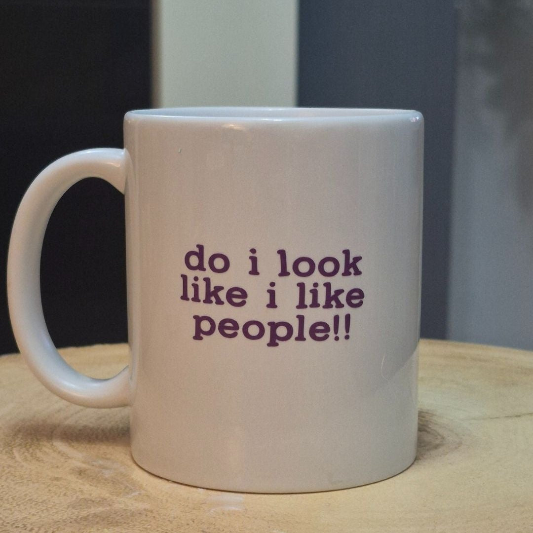 do i look like i like people!!